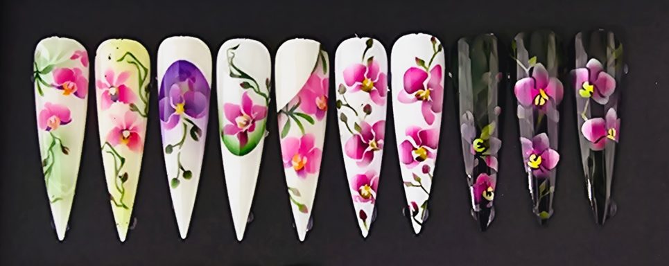 Airbrush Nailart mit zarten Orchideen Motiven